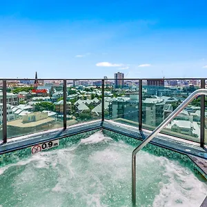 Aparthotel Quattro, Brisbane