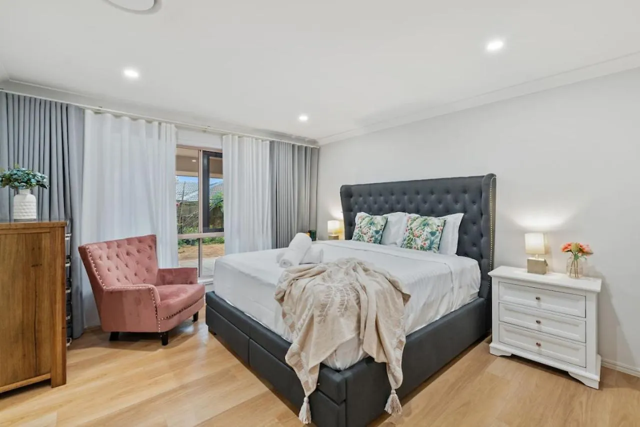 Stunning 5Br Big Modern Home With Parking Malls And Parks Brisbane